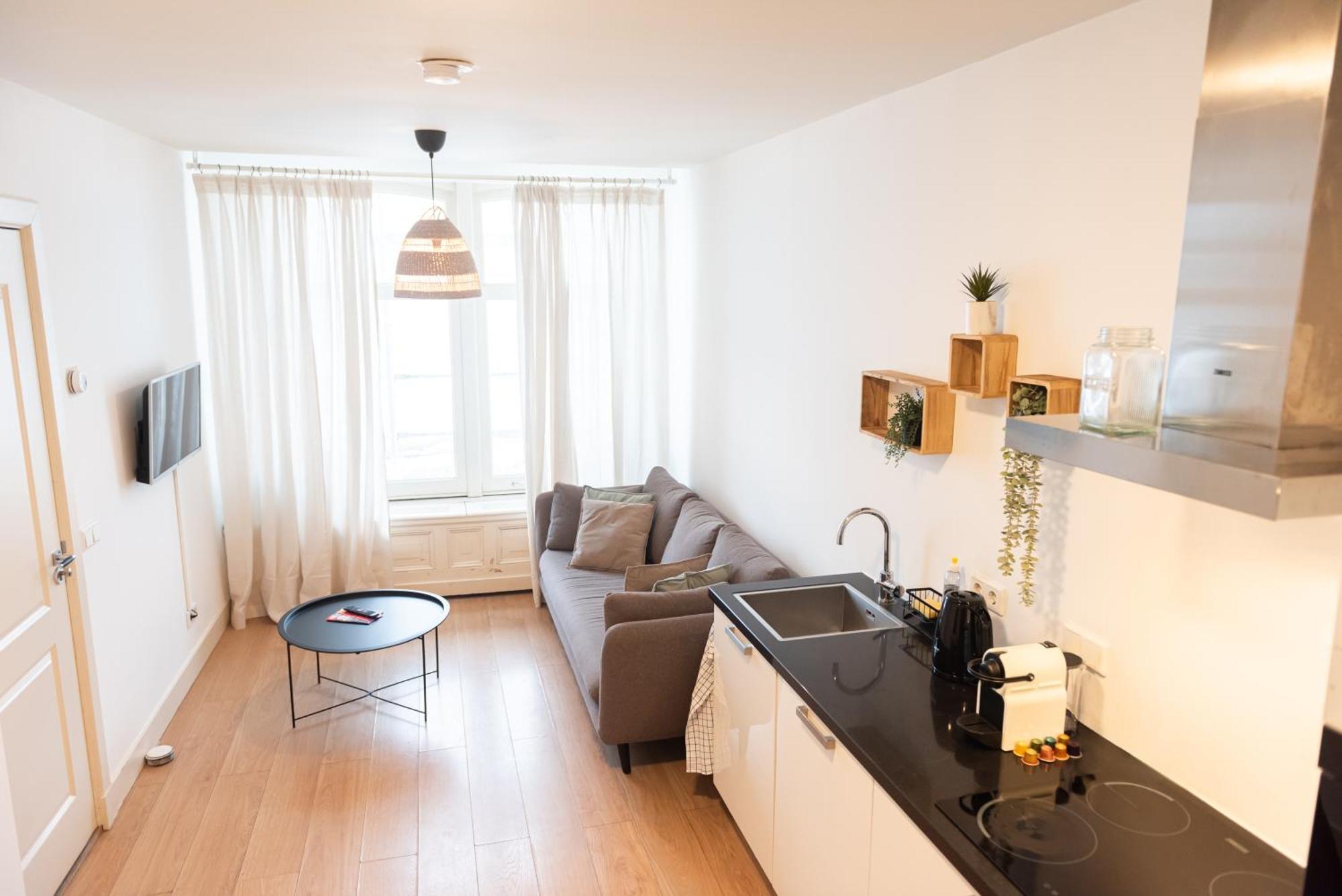 Canal View Apartment Амстердам Екстериор снимка